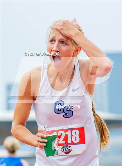 Thumbnail 2 in UIL 4A Girls Track & Field Finals photogallery.