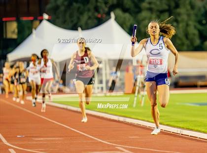 Thumbnail 3 in UIL 4A Girls Track & Field Finals photogallery.