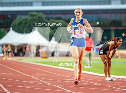 Thumbnail 2 in UIL 4A Girls Track & Field Finals photogallery.