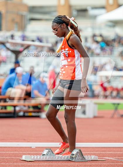Thumbnail 3 in UIL 4A Girls Track & Field Finals photogallery.