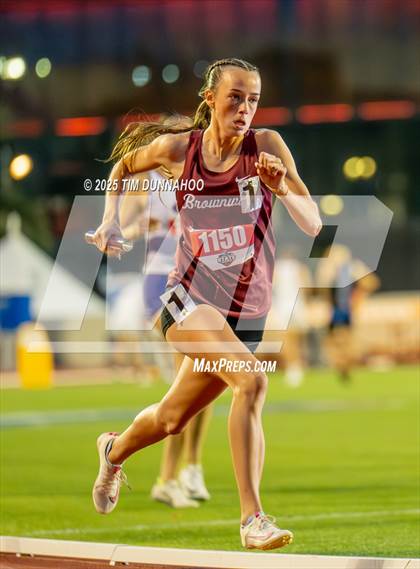 Thumbnail 1 in UIL 4A Girls Track & Field Finals photogallery.