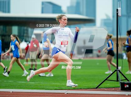 Thumbnail 3 in UIL 4A Girls Track & Field Finals photogallery.