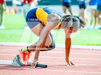 Thumbnail 2 in UIL 4A Girls Track & Field Finals photogallery.