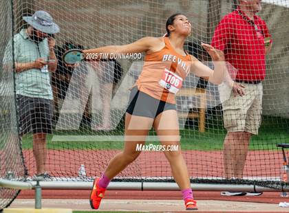 Thumbnail 2 in UIL 4A Girls Track & Field Finals photogallery.