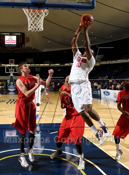 Thumbnail 2 in Serra vs. Lutheran (CIF SS D4AA Final) photogallery.