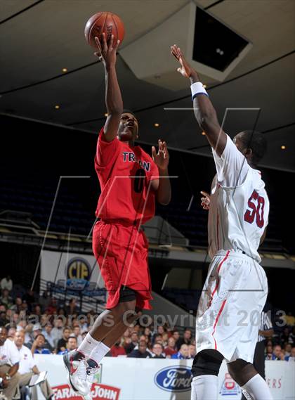 Thumbnail 1 in Serra vs. Lutheran (CIF SS D4AA Final) photogallery.