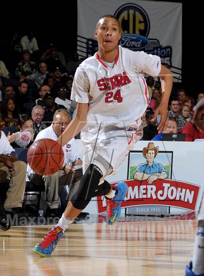Thumbnail 3 in Serra vs. Lutheran (CIF SS D4AA Final) photogallery.