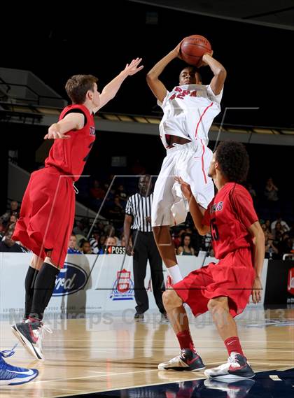 Thumbnail 2 in Serra vs. Lutheran (CIF SS D4AA Final) photogallery.