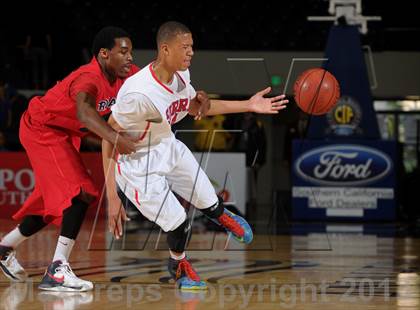 Thumbnail 2 in Serra vs. Lutheran (CIF SS D4AA Final) photogallery.