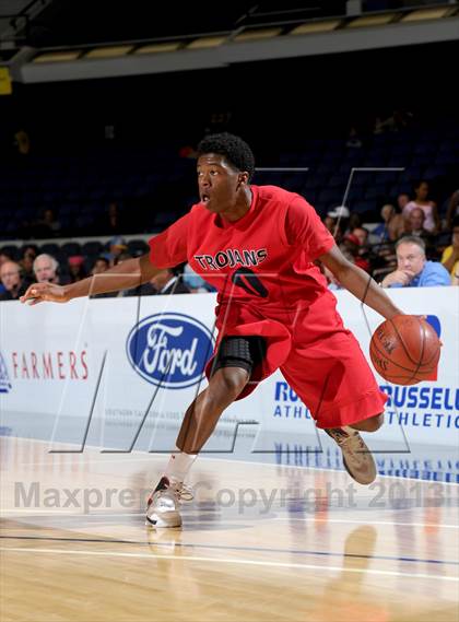 Thumbnail 3 in Serra vs. Lutheran (CIF SS D4AA Final) photogallery.