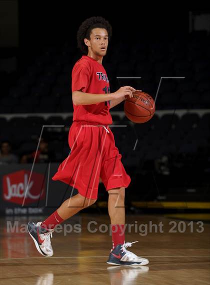 Thumbnail 2 in Serra vs. Lutheran (CIF SS D4AA Final) photogallery.