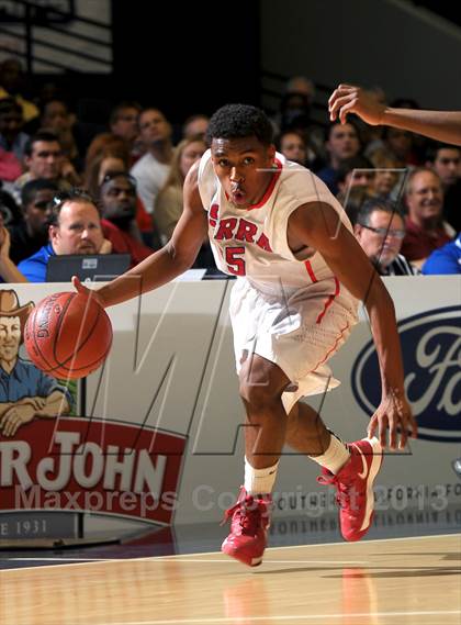 Thumbnail 1 in Serra vs. Lutheran (CIF SS D4AA Final) photogallery.