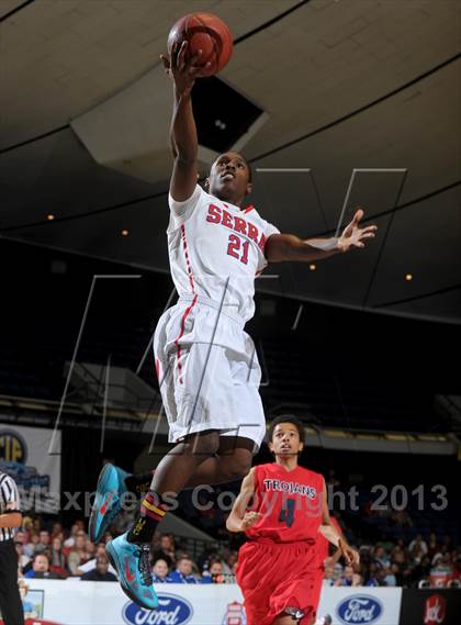 Thumbnail 3 in Serra vs. Lutheran (CIF SS D4AA Final) photogallery.