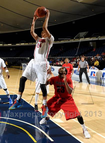 Thumbnail 1 in Serra vs. Lutheran (CIF SS D4AA Final) photogallery.