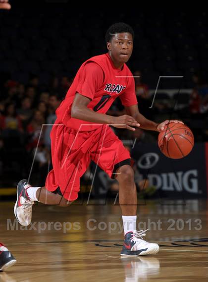 Thumbnail 2 in Serra vs. Lutheran (CIF SS D4AA Final) photogallery.