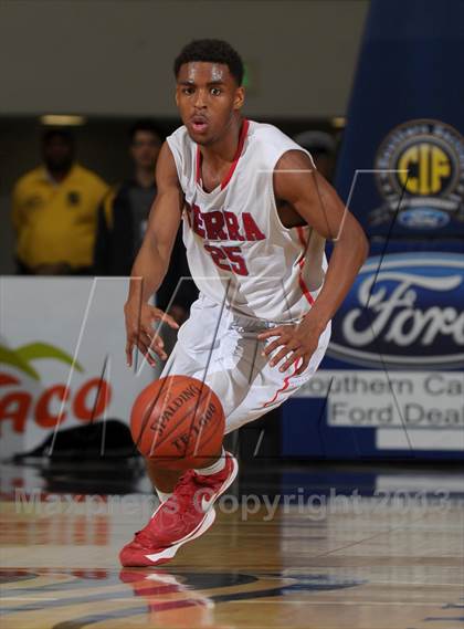 Thumbnail 3 in Serra vs. Lutheran (CIF SS D4AA Final) photogallery.