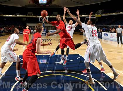 Thumbnail 2 in Serra vs. Lutheran (CIF SS D4AA Final) photogallery.