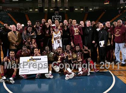 Thumbnail 1 in Jamestown vs. Mt. Vernon (NYSPHSAA Class AA Final) photogallery.