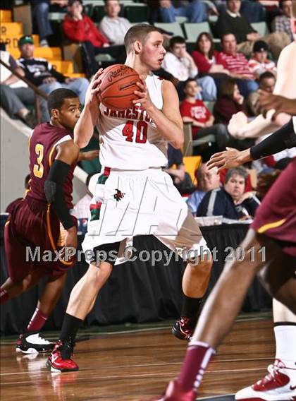 Thumbnail 1 in Jamestown vs. Mt. Vernon (NYSPHSAA Class AA Final) photogallery.