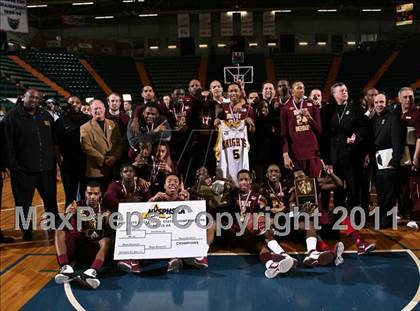 Thumbnail 3 in Jamestown vs. Mt. Vernon (NYSPHSAA Class AA Final) photogallery.