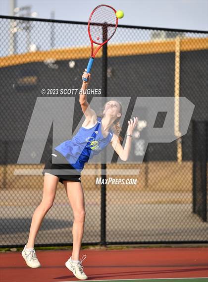 Thumbnail 2 in Wilson Central @ Mount Juliet photogallery.