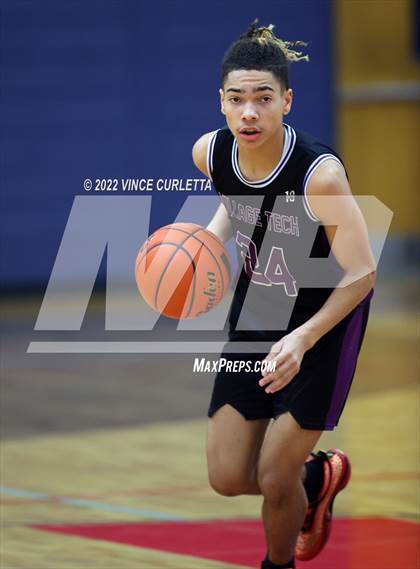 Thumbnail 1 in Village Tech vs. Wimberley (Wimberley Hoopfest) photogallery.