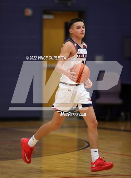 Thumbnail 3 in Village Tech vs. Wimberley (Wimberley Hoopfest) photogallery.