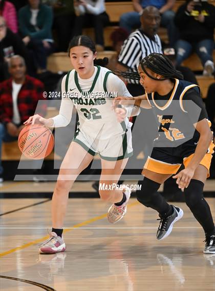 Thumbnail 3 in Castro Valley vs. Inderkum (Bishop O'Dowd MLK Classic) photogallery.