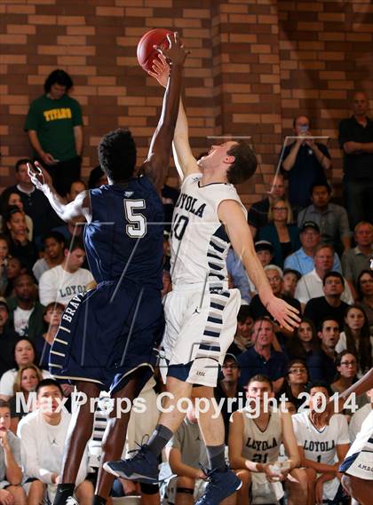 Thumbnail 1 in St. John Bosco vs. Loyola (CIF SS Open Division Playoff) photogallery.