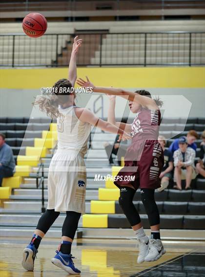 Thumbnail 1 in Wilson Central vs Station Camp (TSSAA District 9-AAA Quarterfinal) photogallery.
