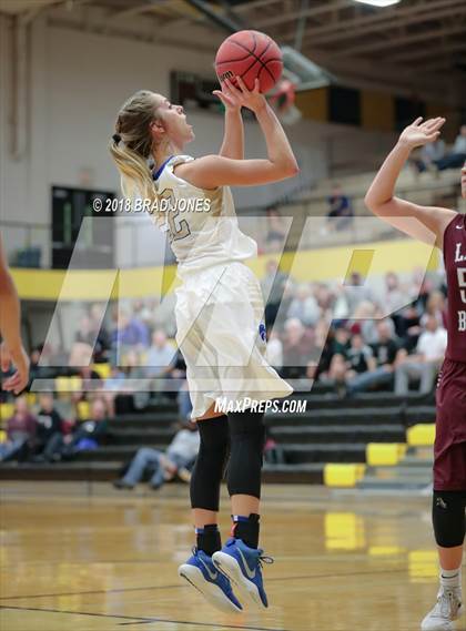 Thumbnail 2 in Wilson Central vs Station Camp (TSSAA District 9-AAA Quarterfinal) photogallery.