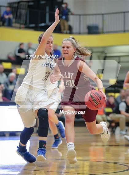 Thumbnail 3 in Wilson Central vs Station Camp (TSSAA District 9-AAA Quarterfinal) photogallery.