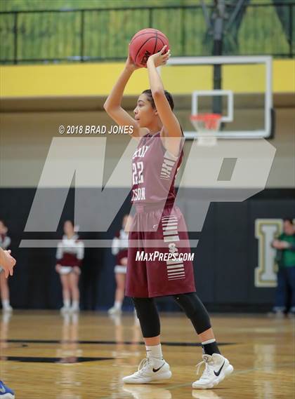 Thumbnail 3 in Wilson Central vs Station Camp (TSSAA District 9-AAA Quarterfinal) photogallery.