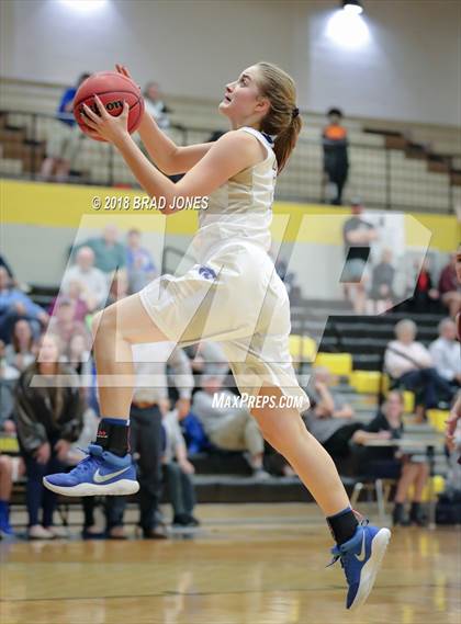 Thumbnail 2 in Wilson Central vs Station Camp (TSSAA District 9-AAA Quarterfinal) photogallery.