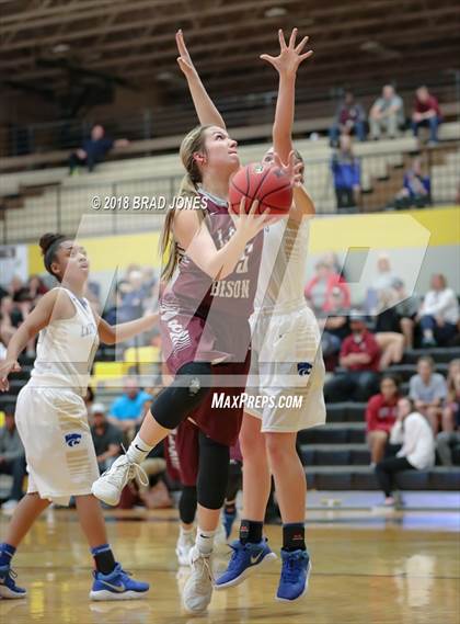 Thumbnail 2 in Wilson Central vs Station Camp (TSSAA District 9-AAA Quarterfinal) photogallery.