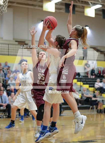 Thumbnail 3 in Wilson Central vs Station Camp (TSSAA District 9-AAA Quarterfinal) photogallery.