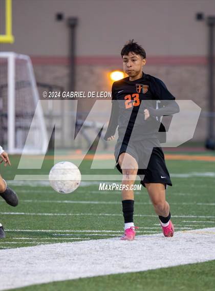 Thumbnail 3 in Harlingen South vs Veterans Memorial  photogallery.