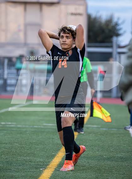 Thumbnail 2 in Harlingen South vs Veterans Memorial  photogallery.