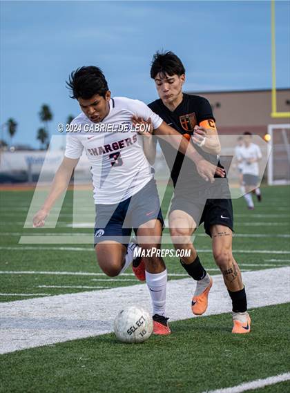 Thumbnail 3 in Harlingen South vs Veterans Memorial  photogallery.
