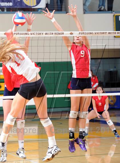 Thumbnail 3 in Cathedral Catholic vs. Campolindo (CIF State D3 Final) photogallery.