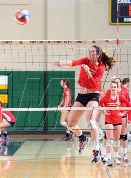 Thumbnail 2 in Cathedral Catholic vs. Campolindo (CIF State D3 Final) photogallery.