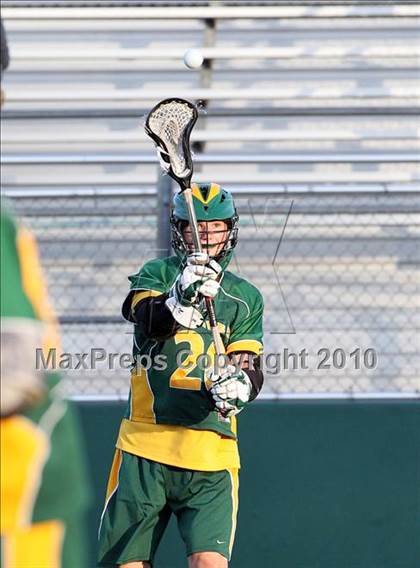 Thumbnail 2 in San Ramon Valley vs. De La Salle (CIF NCS Playoffs) photogallery.