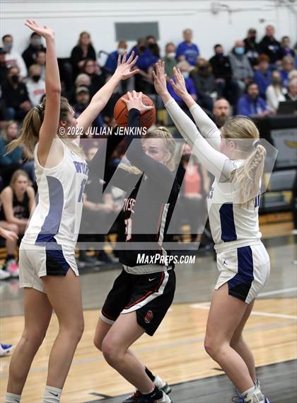 Thumbnail 2 in Boise @ Timberline (IHSAA 5A District Playoff) photogallery.