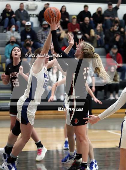 Thumbnail 2 in Boise @ Timberline (IHSAA 5A District Playoff) photogallery.