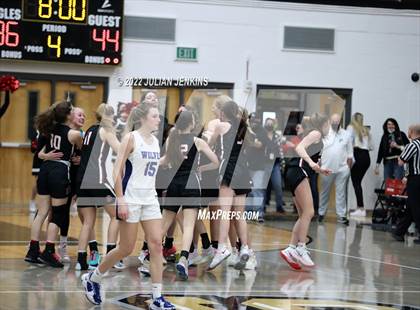 Thumbnail 1 in Boise @ Timberline (IHSAA 5A District Playoff) photogallery.