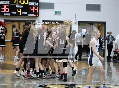 Thumbnail 2 in Boise @ Timberline (IHSAA 5A District Playoff) photogallery.