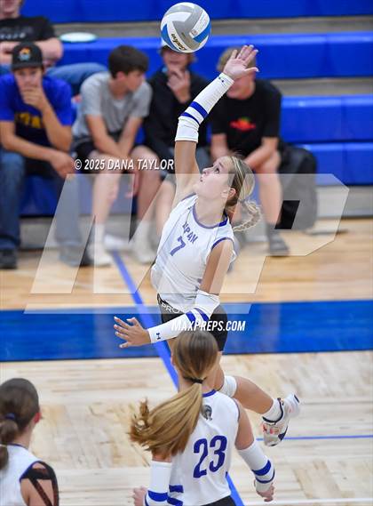 Thumbnail 3 in Lingleville @ Lipan photogallery.