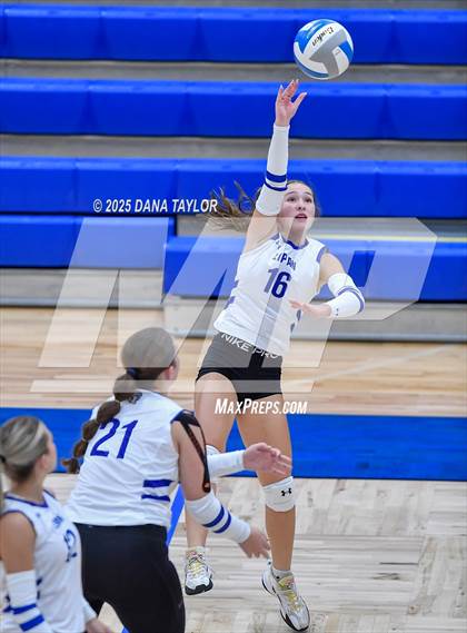 Thumbnail 3 in Lingleville @ Lipan photogallery.