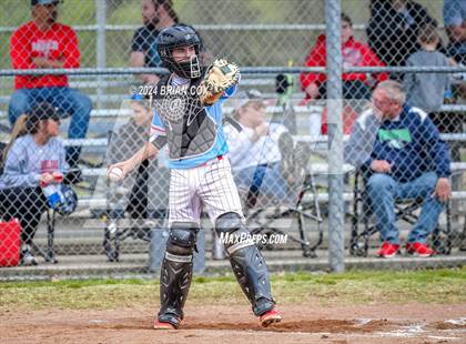 Thumbnail 3 in Highland vs Norfork (Big Cat Classic) photogallery.