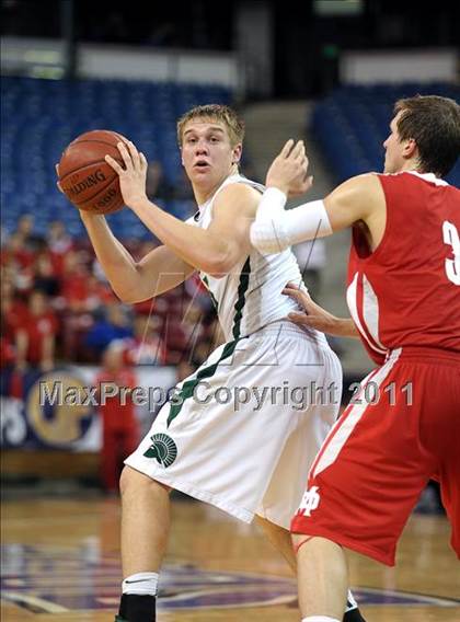 Thumbnail 3 in Mater Dei vs. De La Salle (CIF State D1 Final) photogallery.